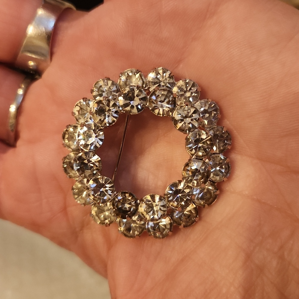 Vintage rhinestone brooch
